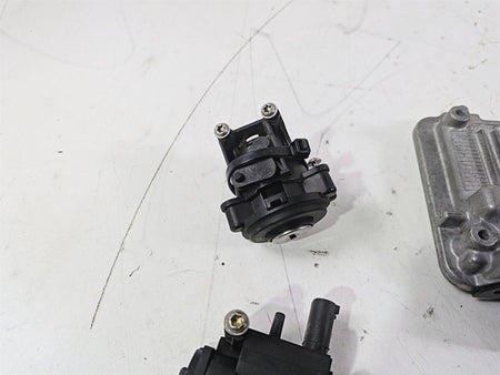 2015 BMW K1600 GT K48 Cdi Ecu Ecm Ignition Switch Key Lock Set 13618546129 {{ shop.shopifyCountryName }} - Mototech271