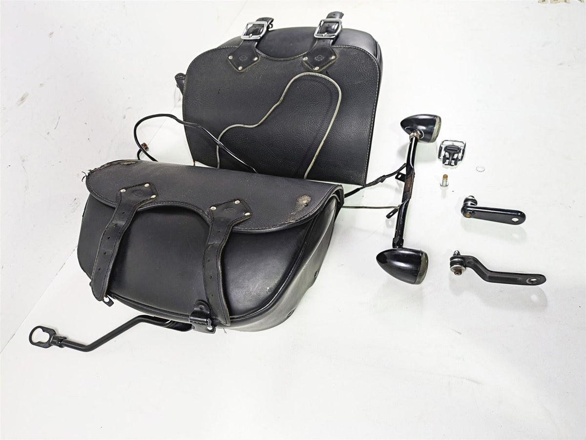 2014 Harley FLS Softail Slim Detachable Leather Saddlebag Set - Read 90200678 {{ shop.shopifyCountryName }} - Mototech271