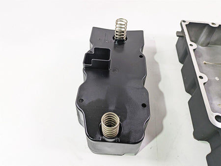 2007 Harley Touring FLHRSE CVO Road King Transmission Oil Pan 62489-99A 62711-99 {{ shop.shopifyCountryName }} - Mototech271