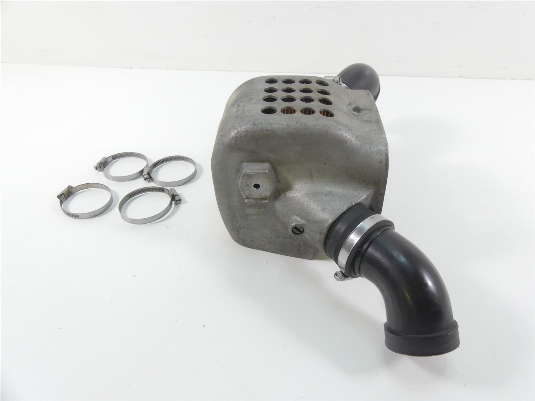 1978 BMW R100 S (2474) Air Box Cover Housing Tubes Intake Set 1253719 1253722 {{ shop.shopifyCountryName }} - Mototech271