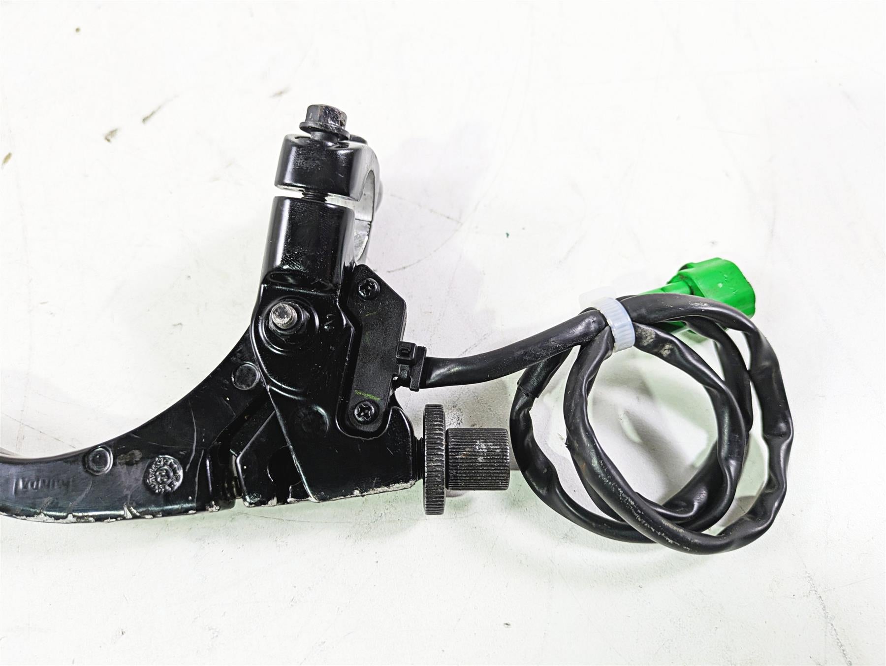 2023 BMW G310R K03 Clutch Perch & Oem Black Lever 77159443011 {{ shop.shopifyCountryName }} - Mototech271