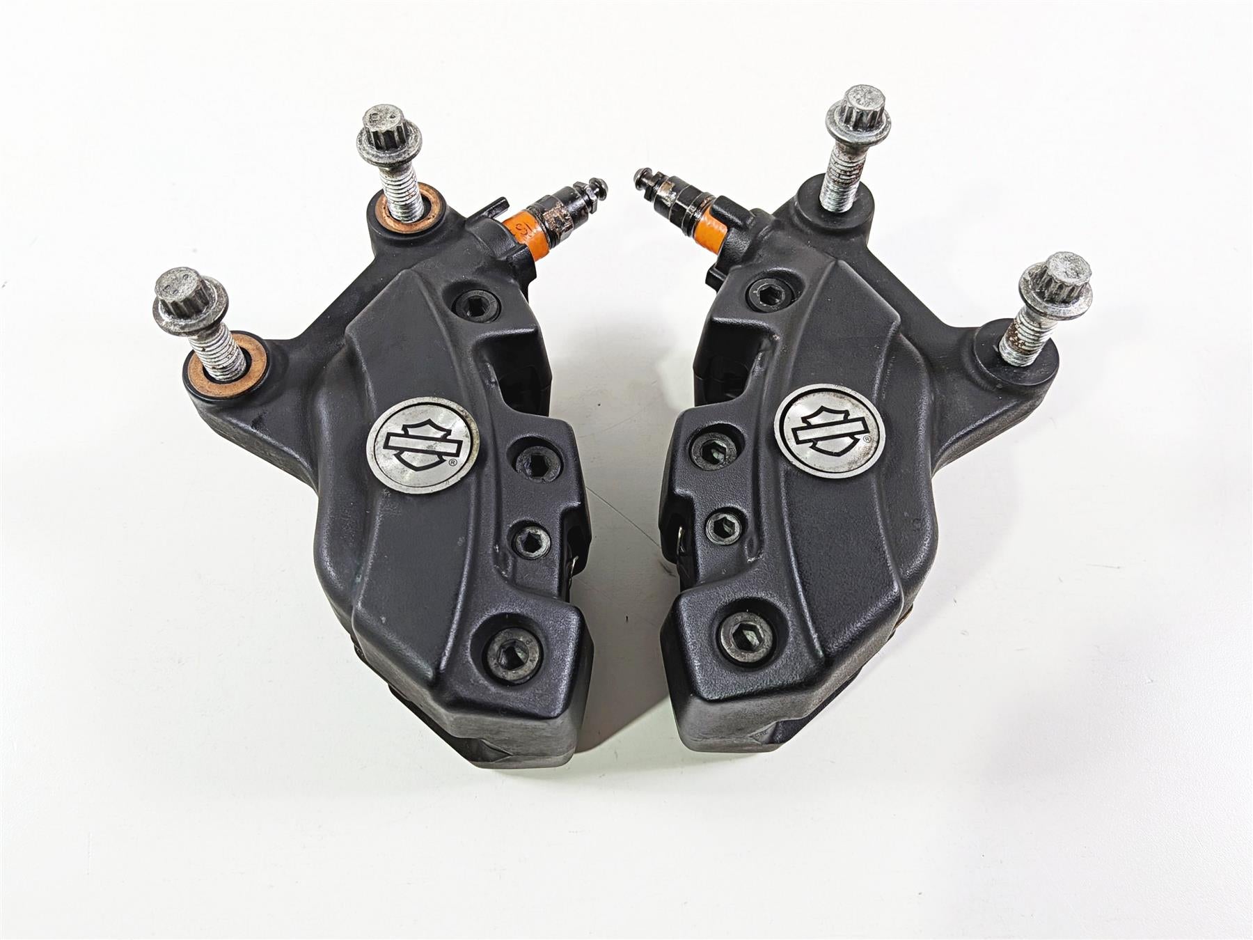 2017 Harley Touring FLHXS Street Glide Front Brake Caliper Set 43027-08 44023-08 {{ shop.shopifyCountryName }} - Mototech271