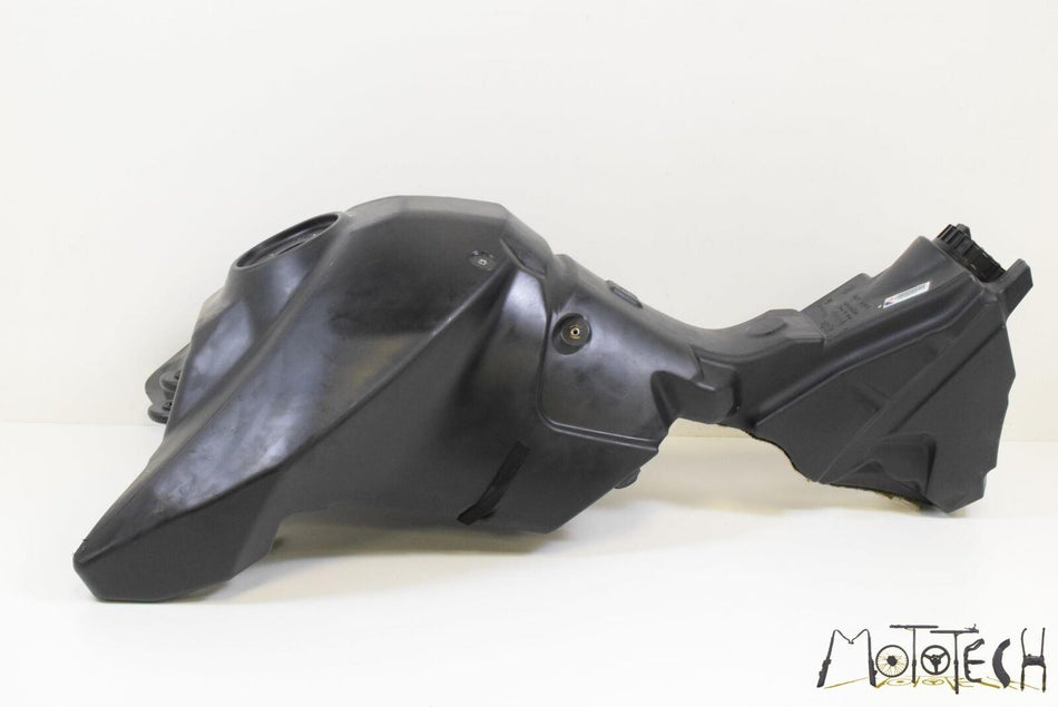 2016 Aprilia CAPONORD 1200 RALLY Fuel Gas Petrol Tank Reservoir B045320 {{ shop.shopifyCountryName }} - Mototech271