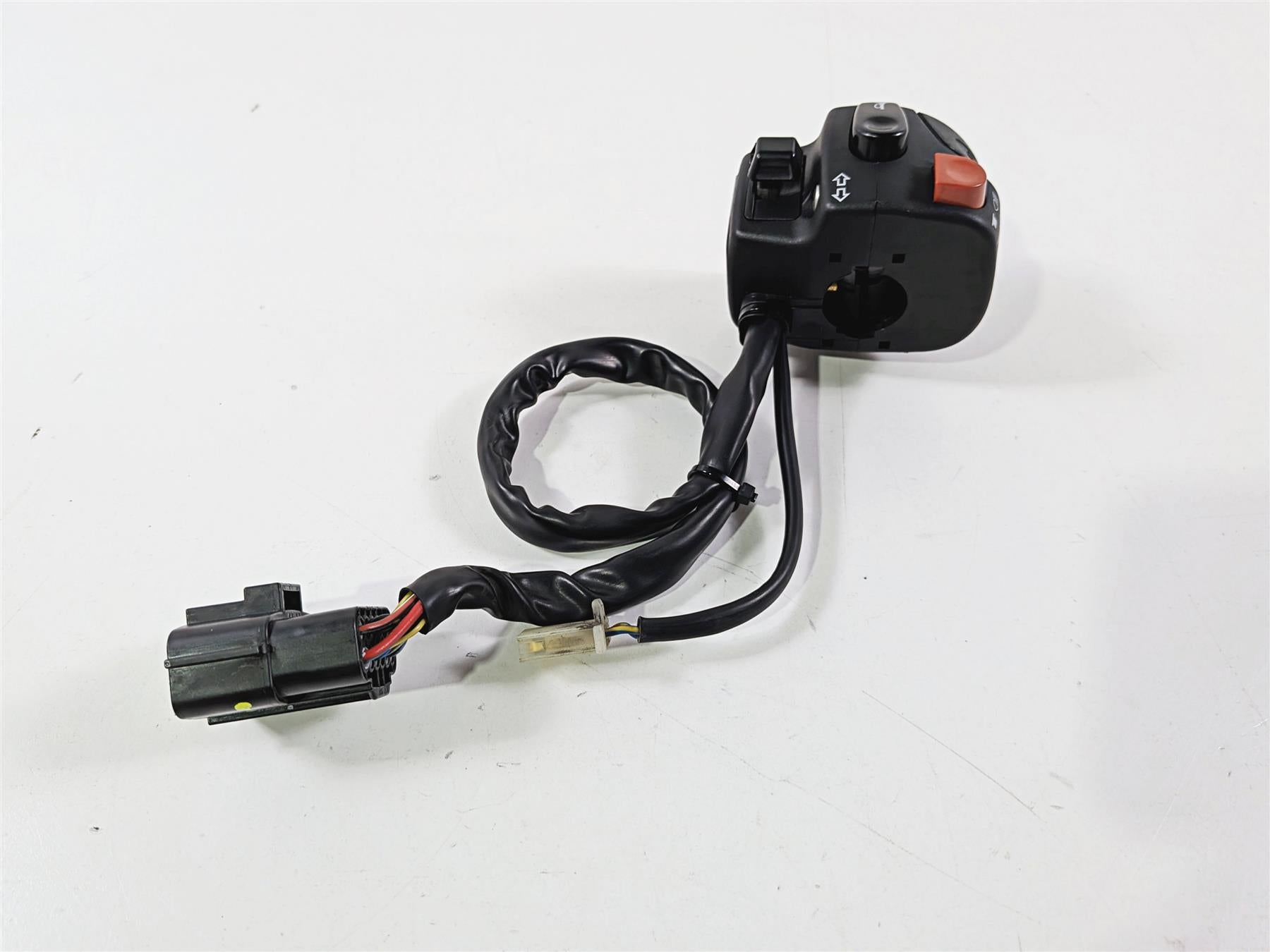 2007 Mv Agusta F4 1000R 312 domino Left Hand Light Horn Control Switch 8000A0922-Mototech271