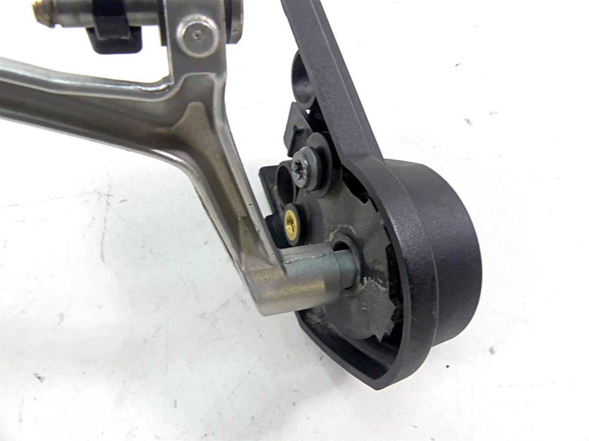2015 BMW R1200GS GSW K50 Windshield Adjuster Wheel + Shaft 46638536083 {{ shop.shopifyCountryName }} - Mototech271