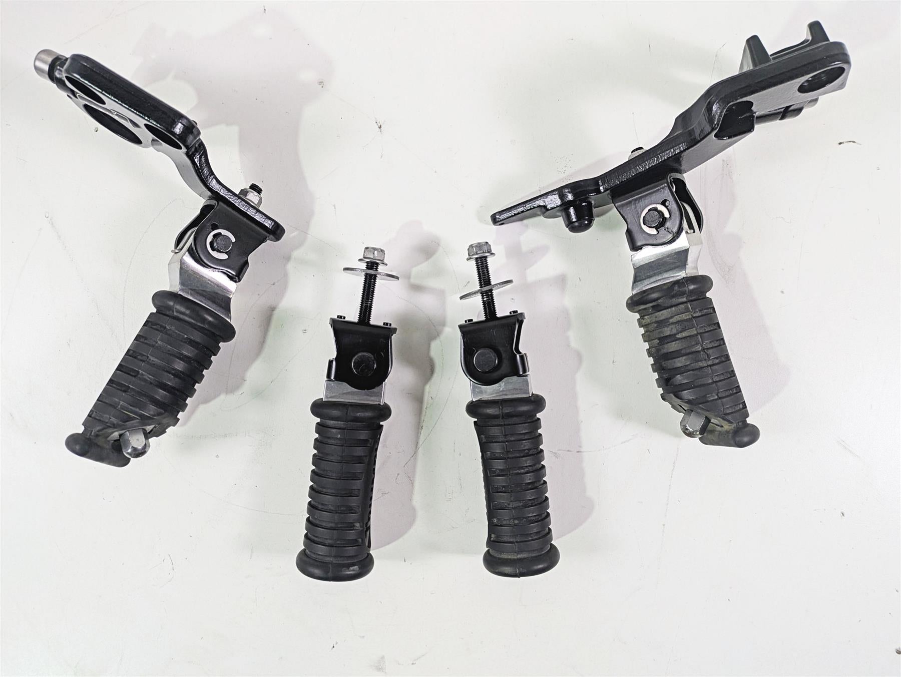 2013 Triumph Bonneville Front Rear Footpeg Rest Set T2070807 T2070806 {{ shop.shopifyCountryName }} - Mototech271
