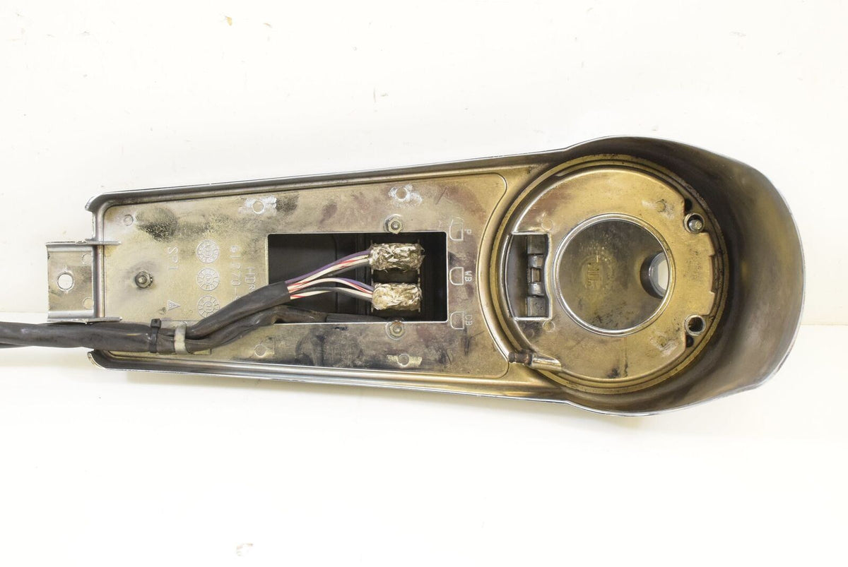 2000 Harley Touring FLHTCUI Electra Glide Fuel Tank Dash Cover 61270-98A {{ shop.shopifyCountryName }} - Mototech271