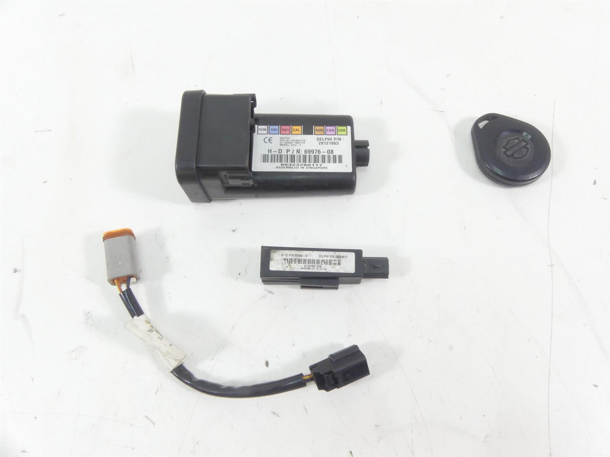 2013 Harley Davidson VRSCF Muscle Tssm Turn Signal Security Module Fob 69976-08 {{ shop.shopifyCountryName }} - Mototech271