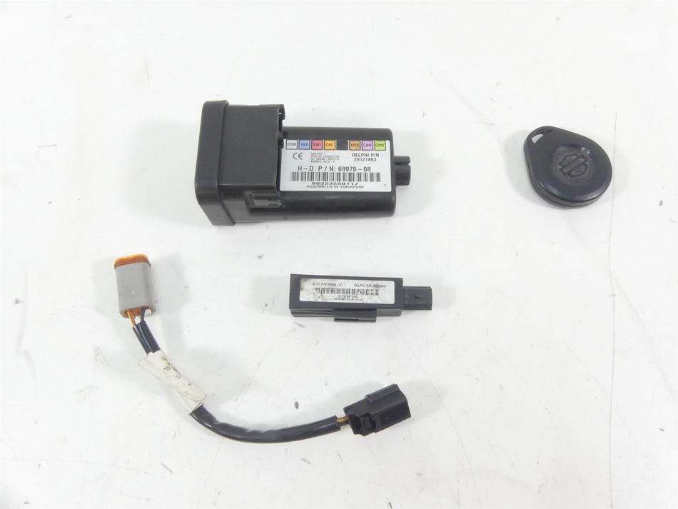 2013 Harley Davidson VRSCF Muscle Tssm Turn Signal Security Module Fob 69976-08 {{ shop.shopifyCountryName }} - Mototech271