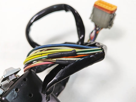 2005 Harley Touring FLHTCUI Electra Glide Left Hand Control Switch Read 71597-96 {{ shop.shopifyCountryName }} - Mototech271