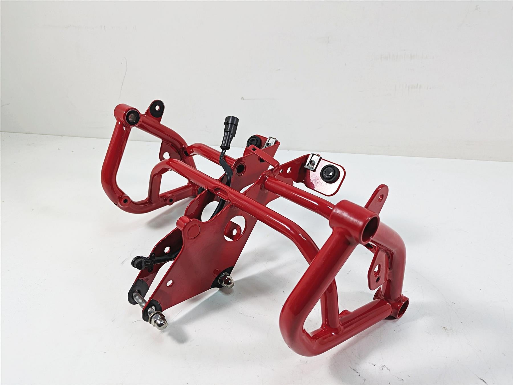 2020 Moto Guzzi V85 TT Adventure Front Headlight Holder Frame 2B005457000YR8 {{ shop.shopifyCountryName }} - Mototech271