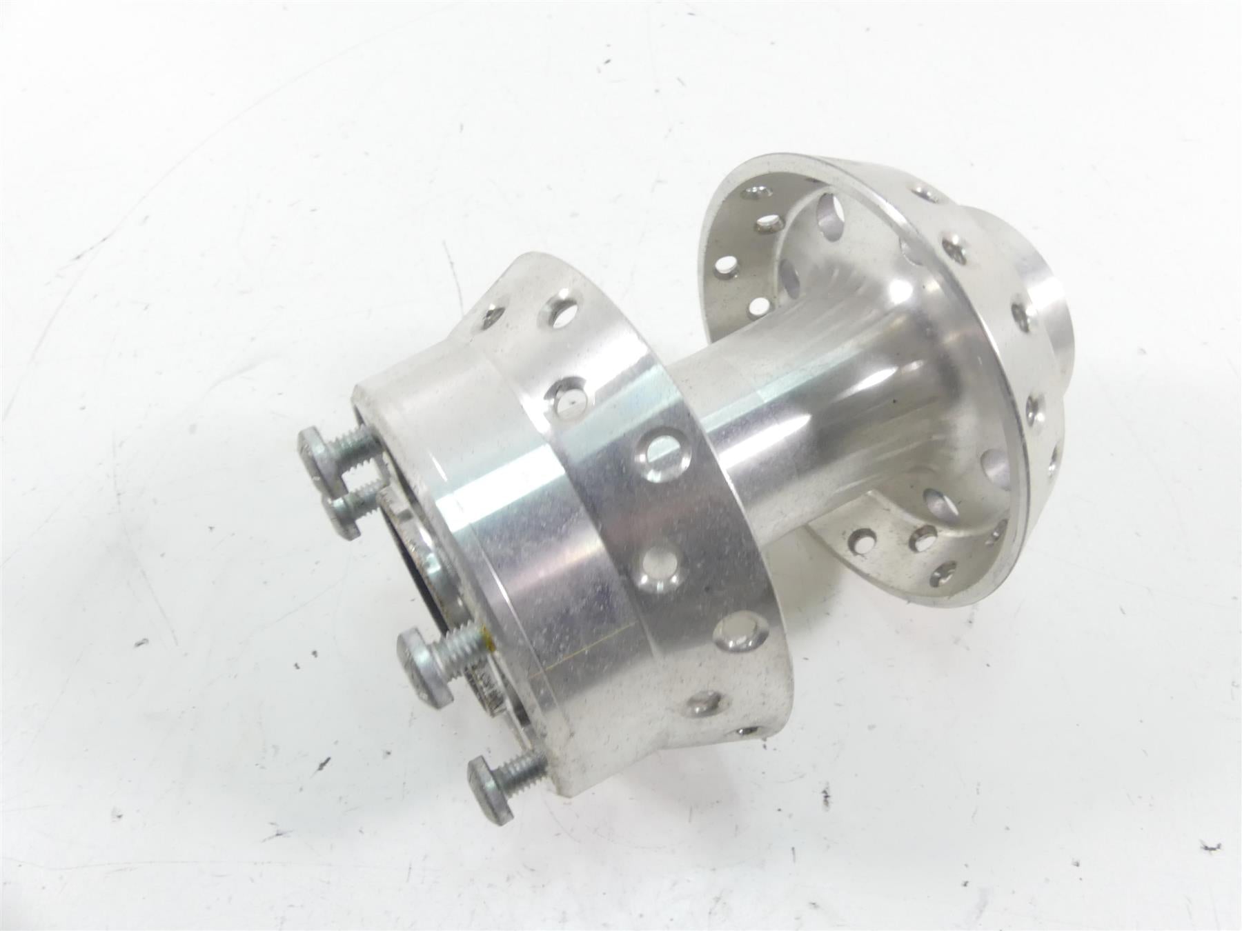 2010 Harley FXDWG Dyna Wide Glide Front Hub Wheel Rim 25mm 41325-10 {{ shop.shopifyCountryName }} - Mototech271