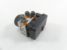 Load image into Gallery viewer, 2014 Harley FXDF Dyna Fat Bob Abs Brake Pump Pressure Module 48340-12 | Mototech271
