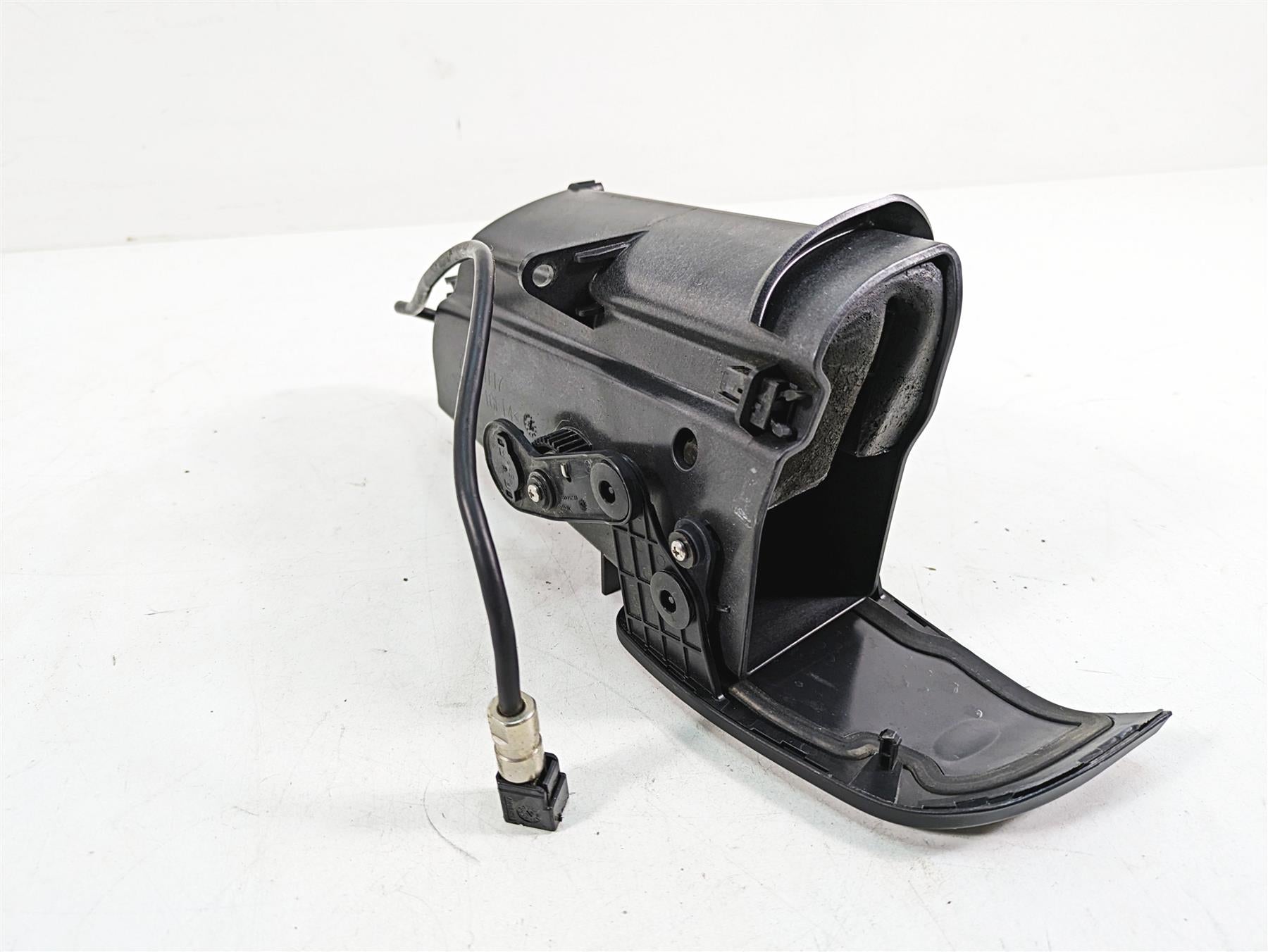 2020 Harley Touring FLHX Street Glide Front Fairing Media Compartment 76000107A {{ shop.shopifyCountryName }} - Mototech271