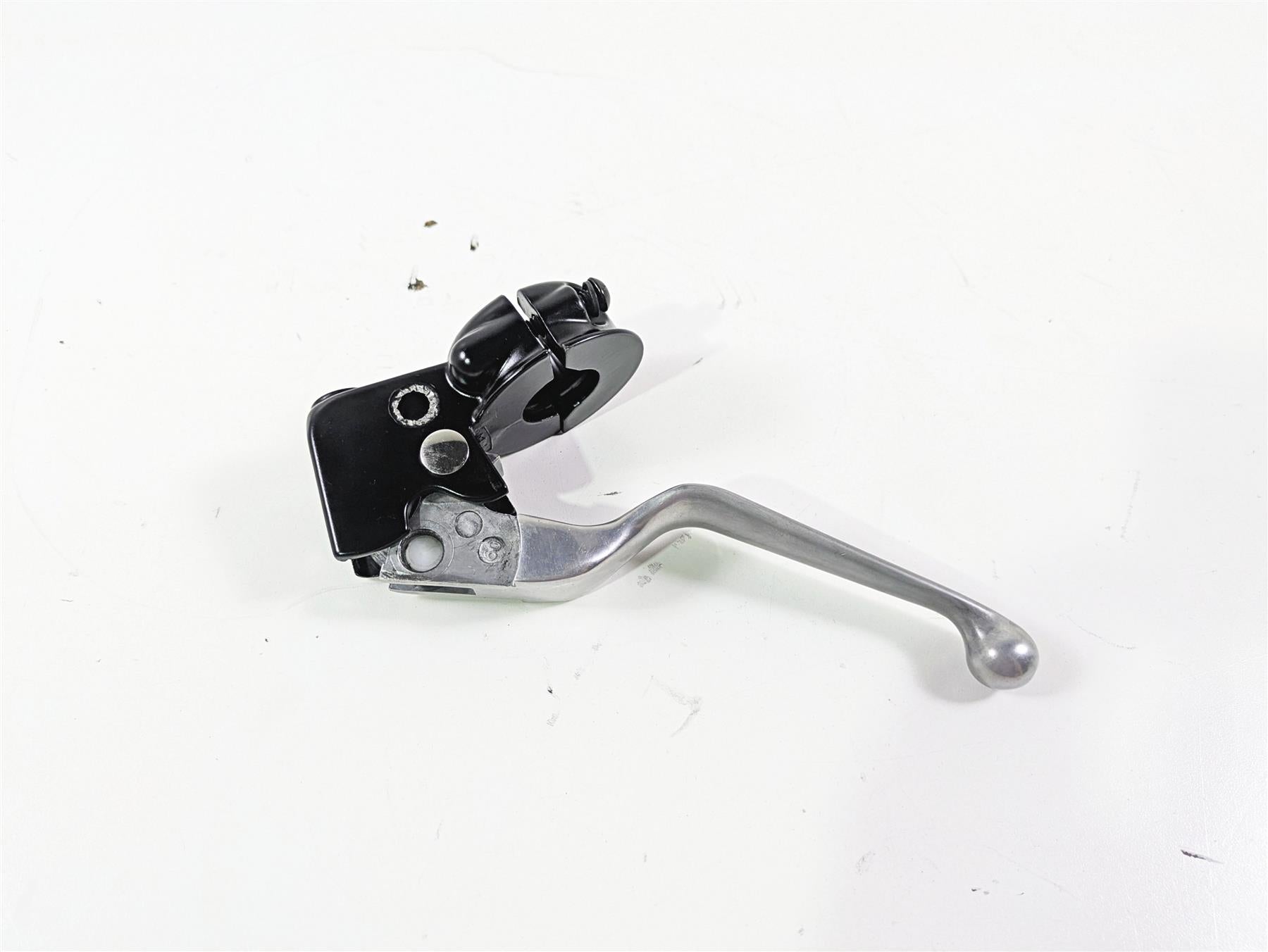2014 Harley FXDF Dyna Fat Bob Clutch Perch & Lever 38608-96 {{ shop.shopifyCountryName }} - Mototech271