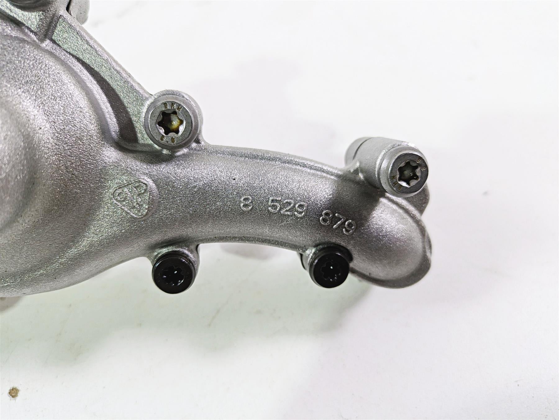 2021 BMW R1250GS K51 Adv Water Pump Waterpump & Housing 11518529879 {{ shop.shopifyCountryName }} - Mototech271