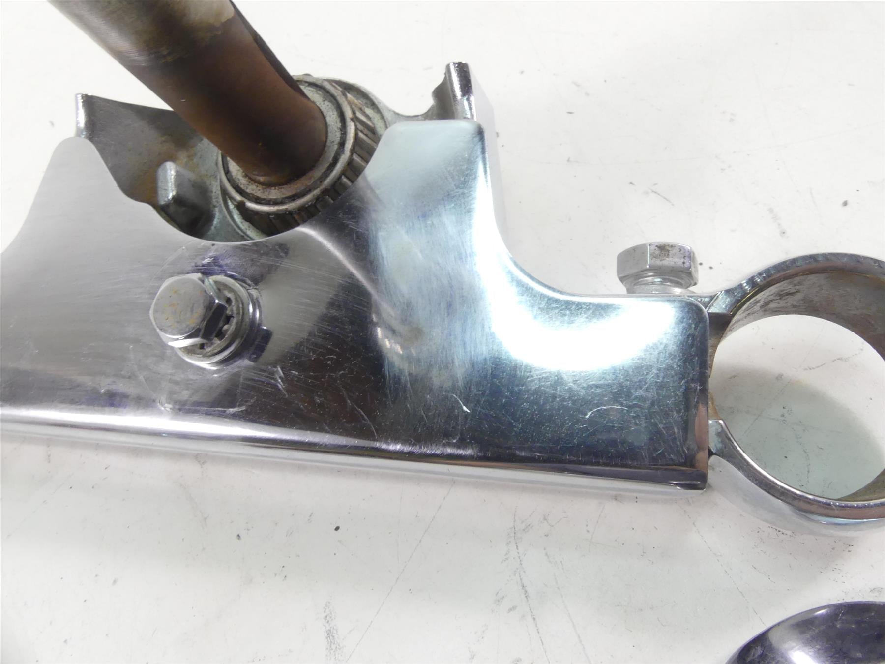 2004 Harley FXDWGI Dyna Wide Glide Chrome Upper Lower Triple Tree Set 45674-80 {{ shop.shopifyCountryName }} - Mototech271