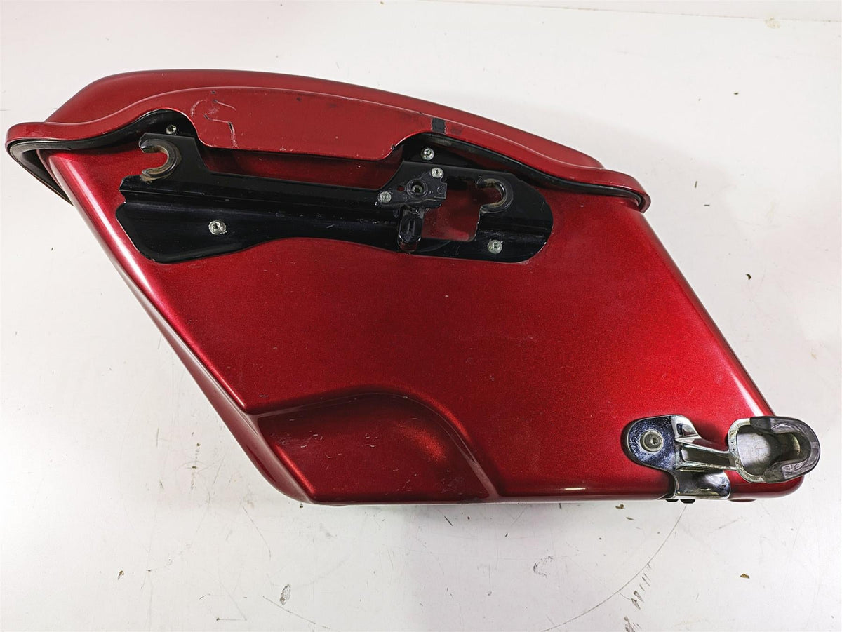 2012 Harley FLD Dyna Switchback Right Saddlebag Saddle Bag RASH 90200018BDK {{ shop.shopifyCountryName }} - Mototech271