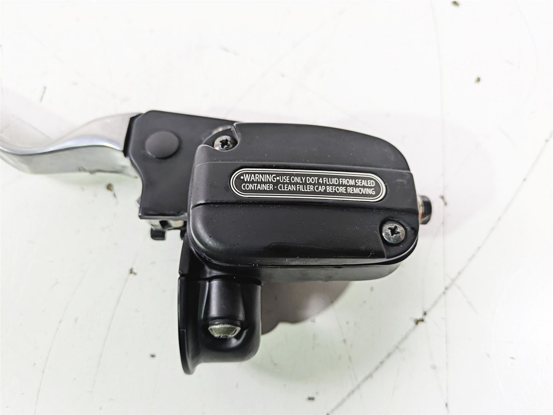 2012 Harley VRSCF Muscle V Rod Clutch Master Cylinder 11/16" 38744-09B {{ shop.shopifyCountryName }} - Mototech271