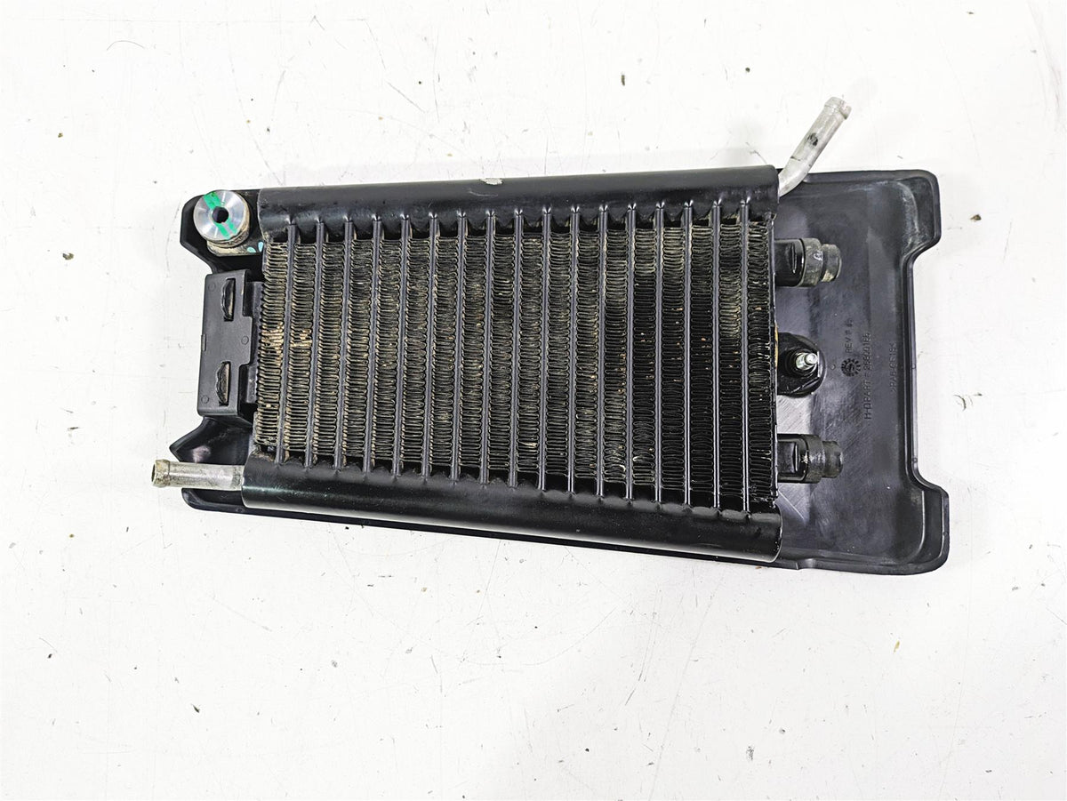 2021 Harley Softail FLSL Slim Oil Cooler Radiator & Cover Set 62700191 {{ shop.shopifyCountryName }} - Mototech271