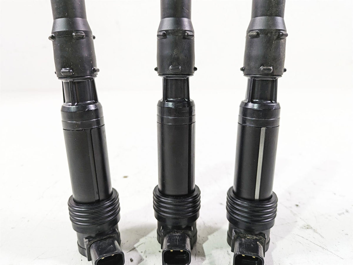 2023 Triumph Street Triple 765 RS Ignition Coils Stick Coil Set T1291504 {{ shop.shopifyCountryName }} - Mototech271