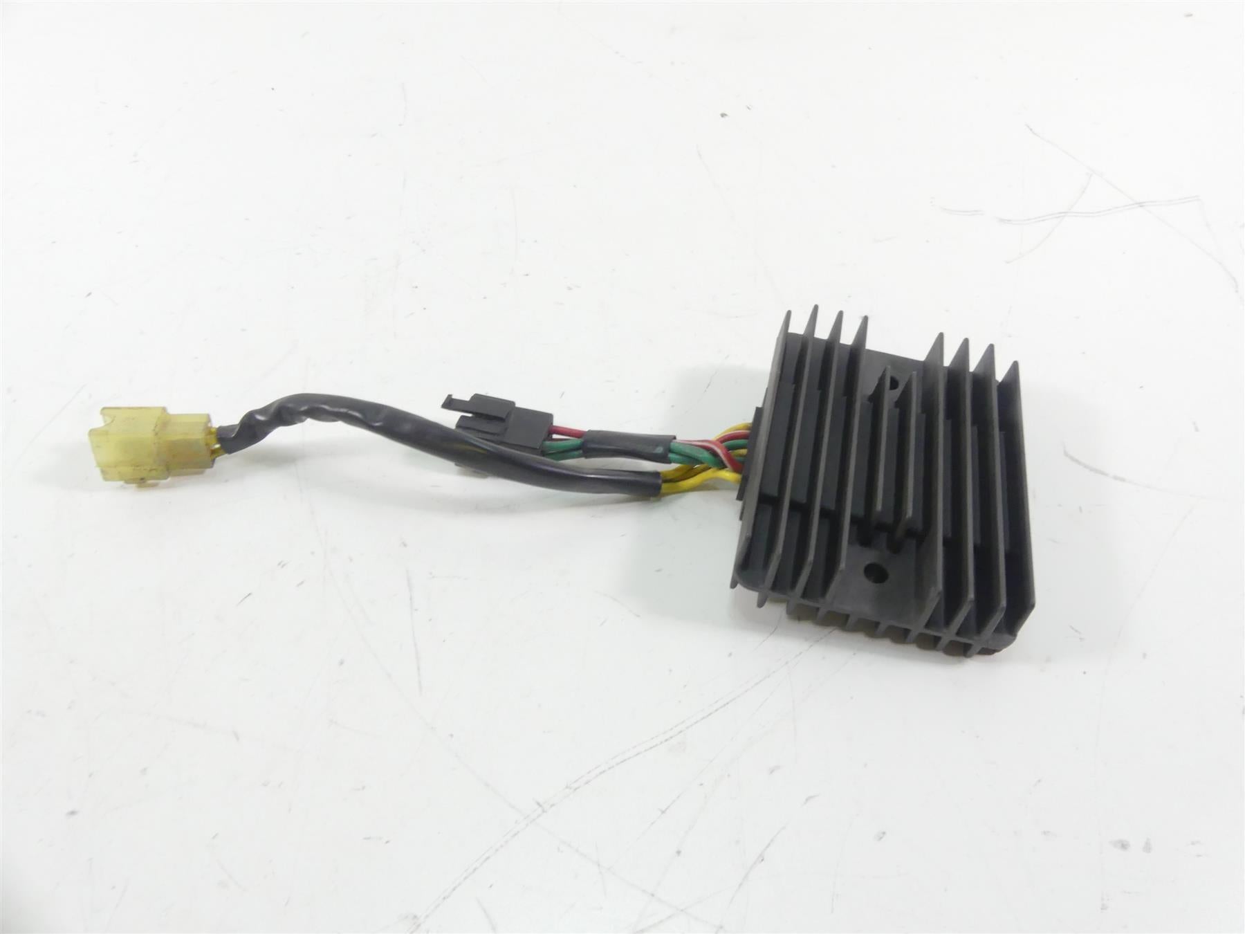 2006 Ducati 999 Biposto Rectifier Voltage Regulator 54040191A SH579EA {{ shop.shopifyCountryName }} - Mototech271