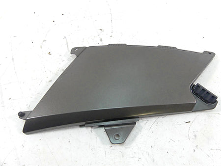 2009 BMW R1200 GS K25 Left Between Leg Side Cover Fairing 46637693433 {{ shop.shopifyCountryName }} - Mototech271