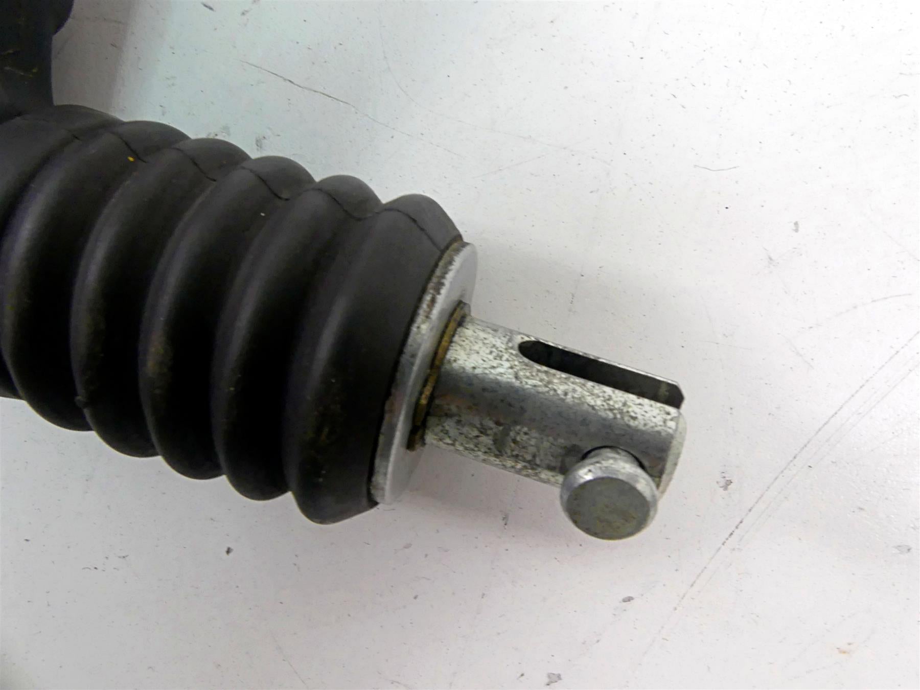 2006 Harley Touring FLHTCU SE E-Glide Rear Brake Master Cylinder 46467-05 {{ shop.shopifyCountryName }} - Mototech271