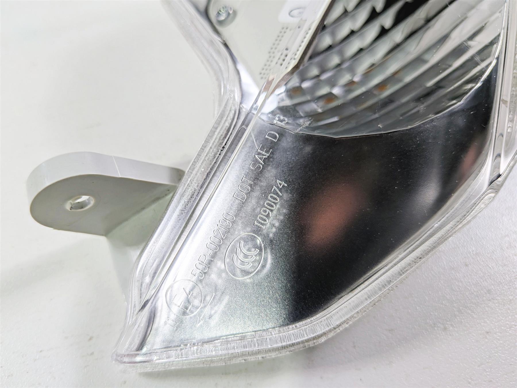 2023 BMW R1250RT RTP K52 Nice Front Right Blinker Turn Signal 63138541626 {{ shop.shopifyCountryName }} - Mototech271