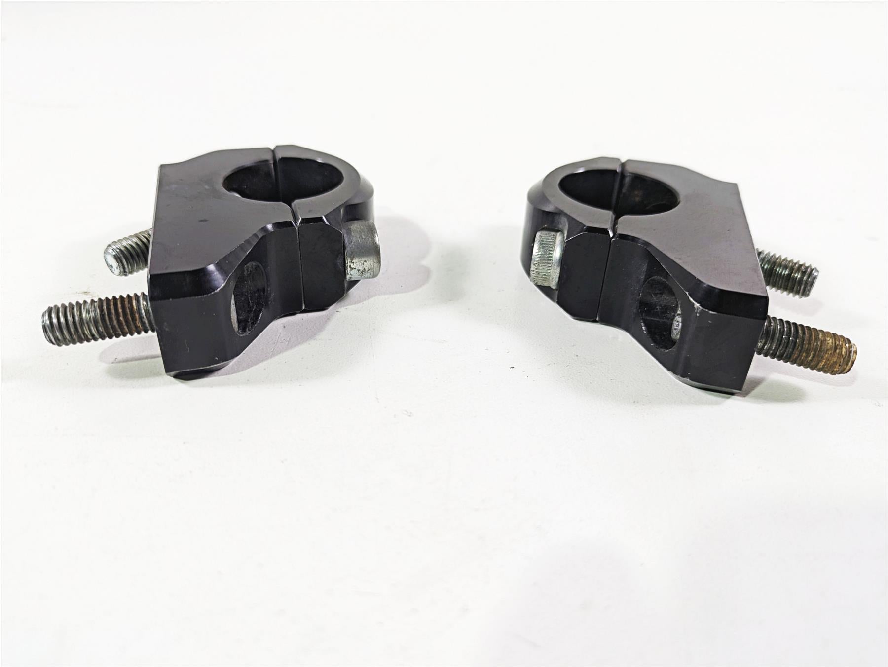 2009 Ducati Multistrada 1100 S Rox 1 1/4" Offset Handlebar Riser 3R-B12POEK {{ shop.shopifyCountryName }} - Mototech271