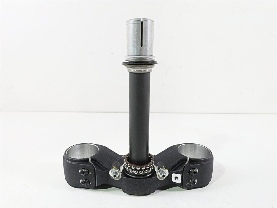 2022 Ducati Hypermotard 950 Lower Triple Tree Steering Clamp 342P1022AA {{ shop.shopifyCountryName }} - Mototech271