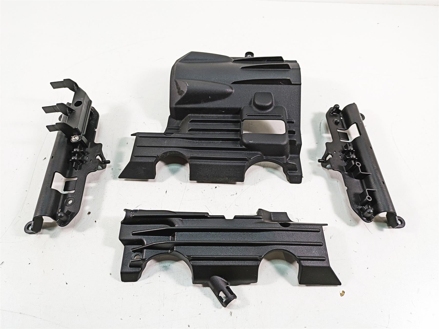 2014 Moto Guzzi California 1400 T Engine Motor Cover Cowl Set B063306 B063143 {{ shop.shopifyCountryName }} - Mototech271