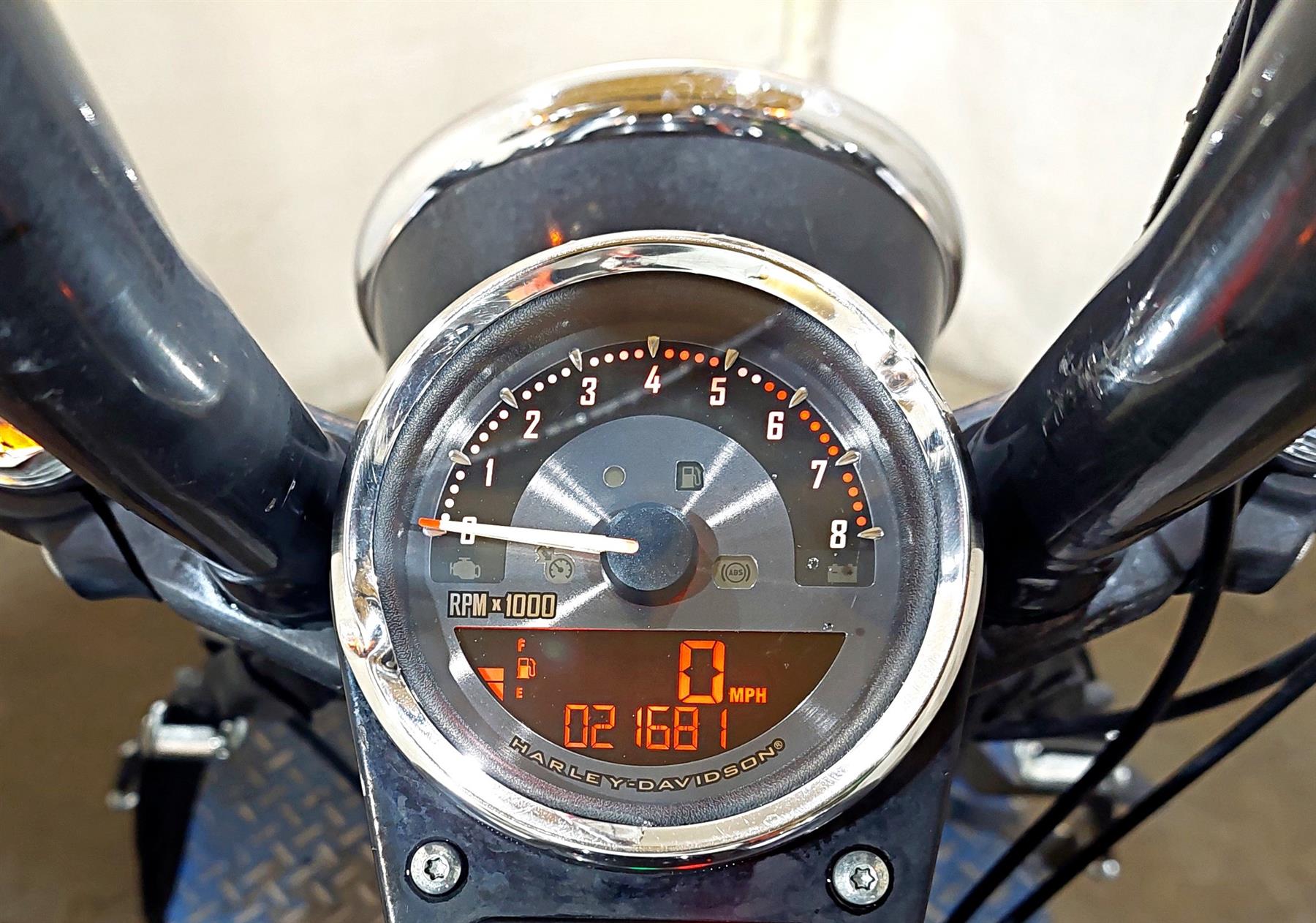 2011 Harley Softail FXS Blackline Speedometer Gauge Instrument - 21k 70900275B {{ shop.shopifyCountryName }} - Mototech271