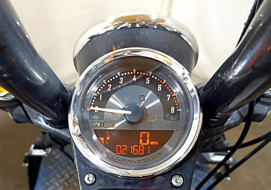2011 Harley Softail FXS Blackline Speedometer Gauge Instrument - 21k 70900275B {{ shop.shopifyCountryName }} - Mototech271