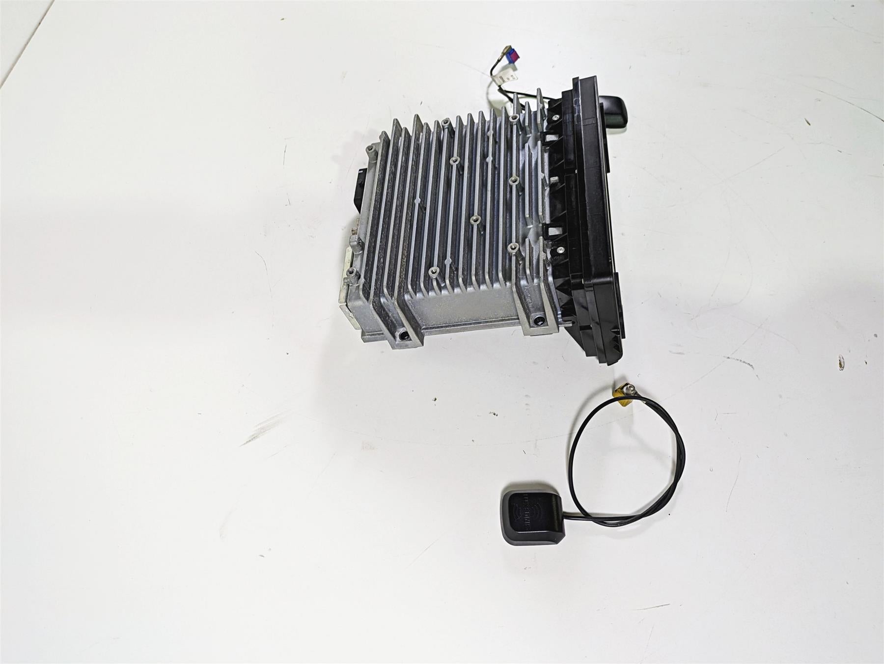 2017 Harley Touring FLHTKSE CVO E-Glide Boom Box 6.5Gt Radio Set -Read 76000228B {{ shop.shopifyCountryName }} - Mototech271