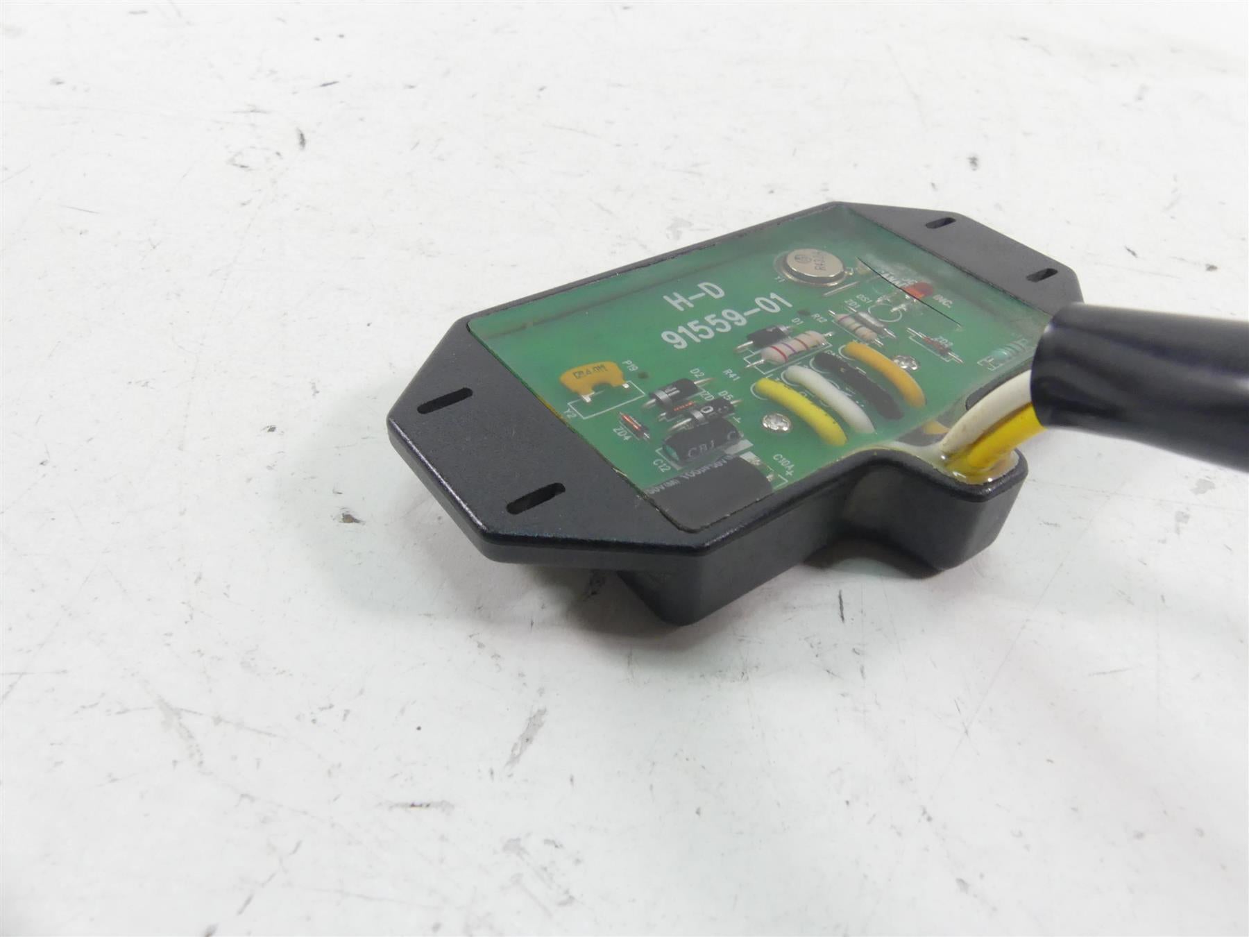 2005 Harley Touring CVO FLHTCSE Electra Glide Garage Door Transmitter 91574-04 {{ shop.shopifyCountryName }} - Mototech271
