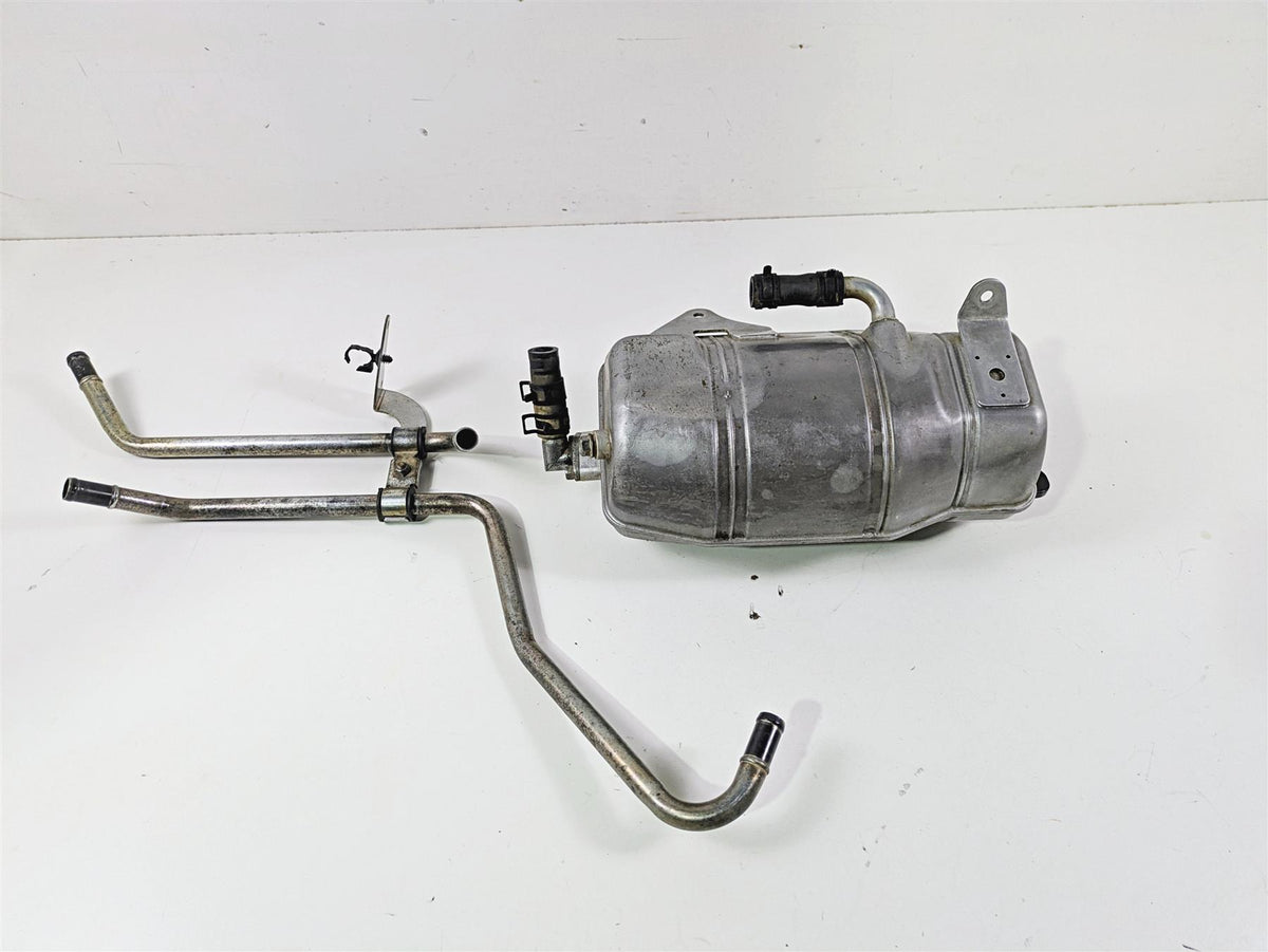 2020 Yamaha YXZ1000 R SS XTR Oil Tank Reservoir 2HC-21751-01-00 2HC-21751-02-00 {{ shop.shopifyCountryName }} - Mototech271