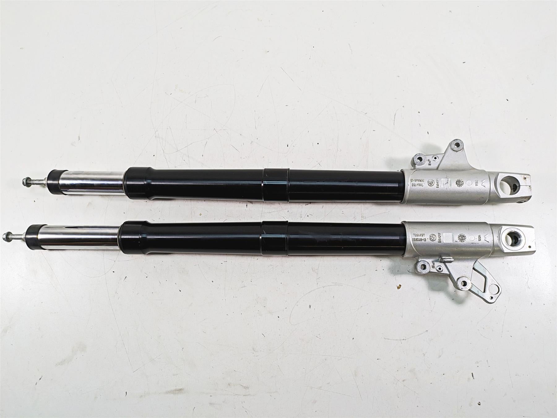 2007 BMW R1200GS K255 Adv Straight Front Fork Leg Set 31427699687 31427695958 {{ shop.shopifyCountryName }} - Mototech271