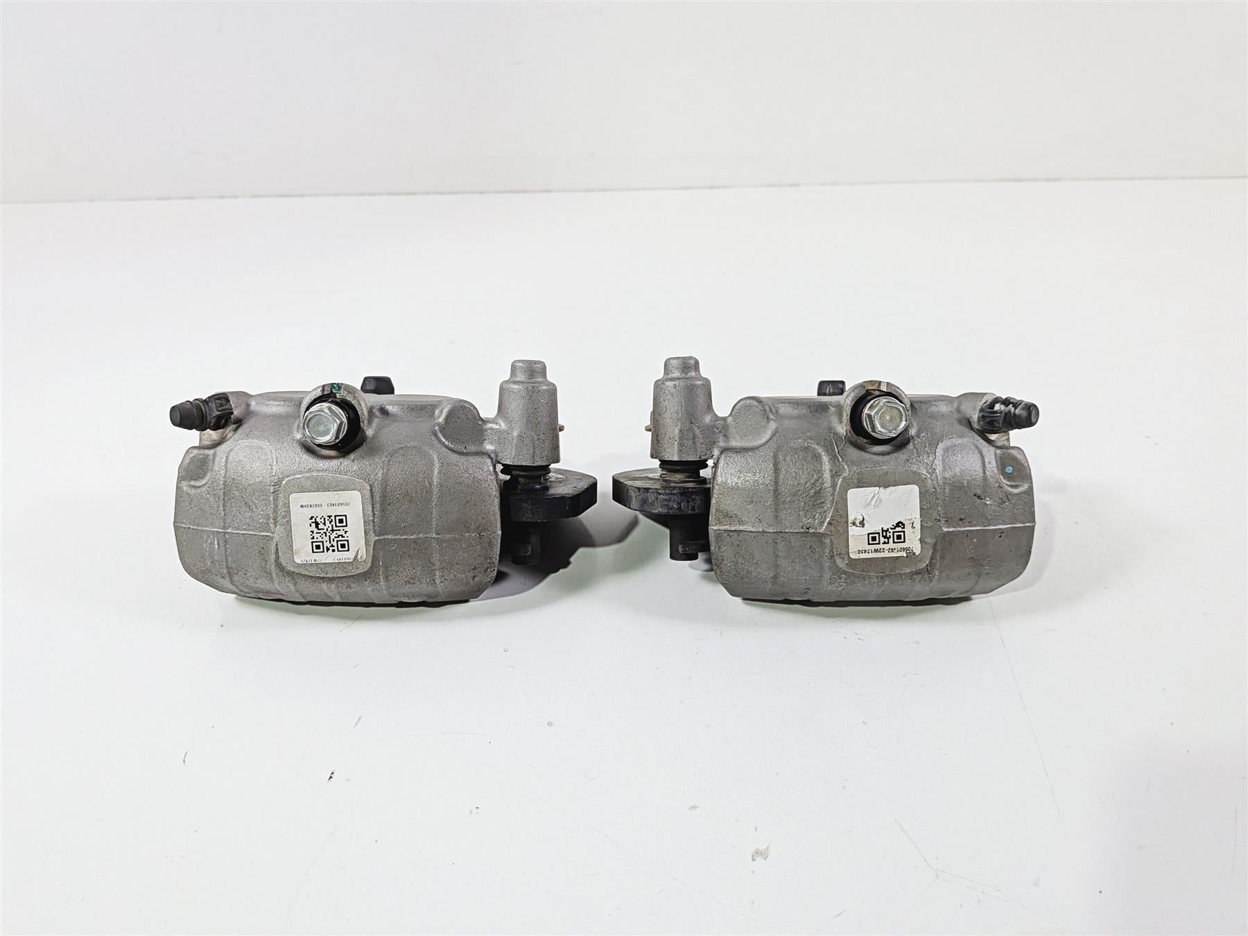 2018 Can Am Maverick X3 XRS Turbo R Front Brake Caliper Set 705601462 705601463-Mototech271