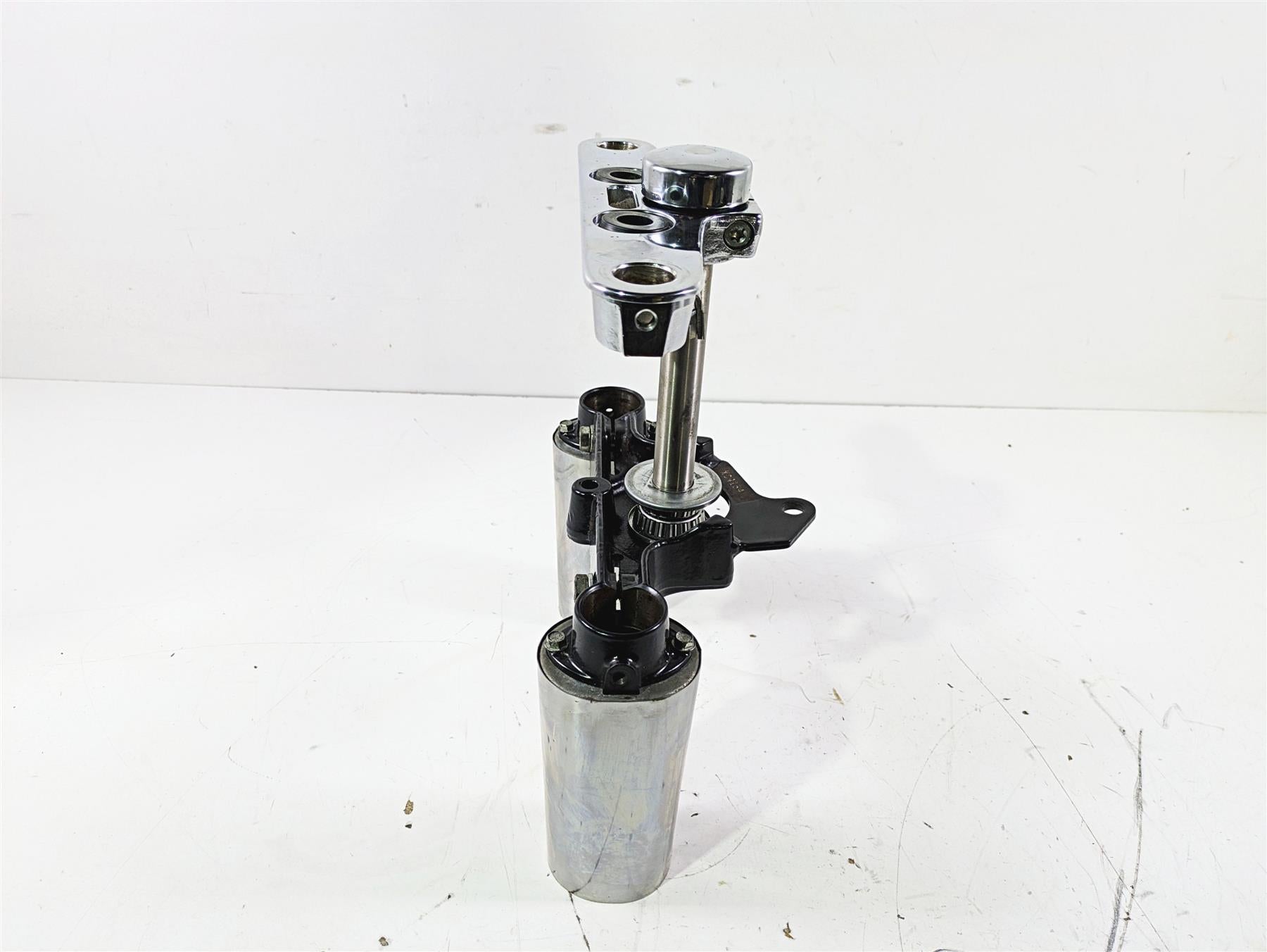 1992 Harley FLSTC Softail Heritage Upper Lower Triple Tree + Cover Set 45456-86B {{ shop.shopifyCountryName }} - Mototech271