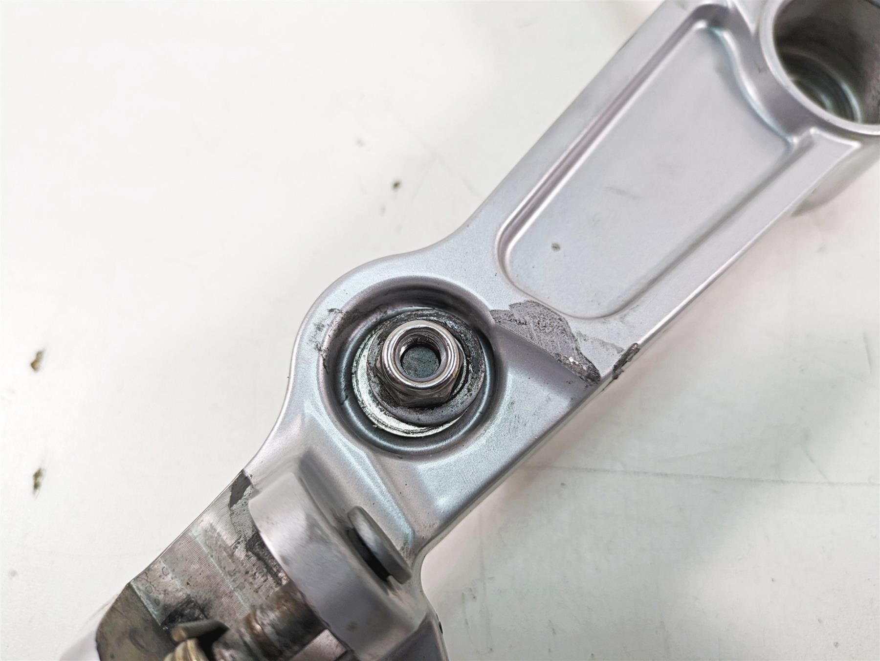 2021 Aprilia RS660 Right Rider Footpeg Mount 2B005203 {{ shop.shopifyCountryName }} - Mototech271