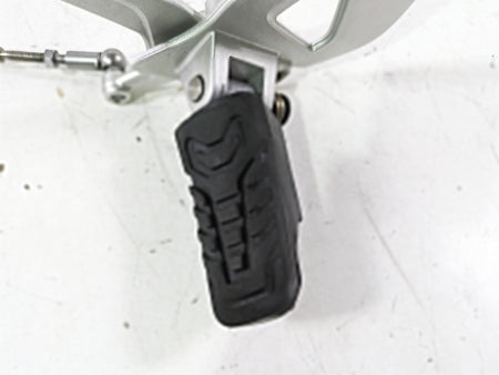 2014 BMW R1200 RT RTW K52 Front Left Footpeg & Shifter 46718535641 46718560383 {{ shop.shopifyCountryName }} - Mototech271