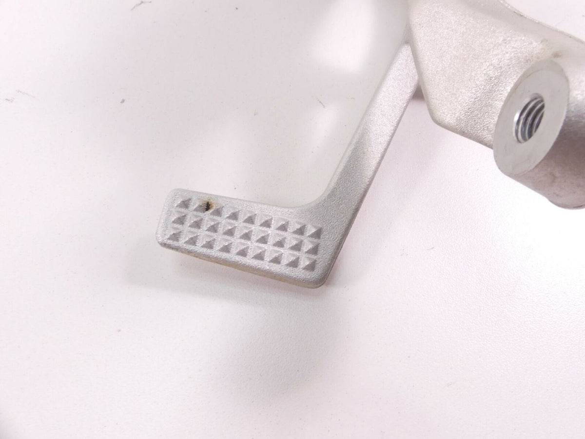 2019 BMW S1000R K47 Right Rider Footpeg Foot Peg & Brake Pedal 46718562398 {{ shop.shopifyCountryName }} - Mototech271
