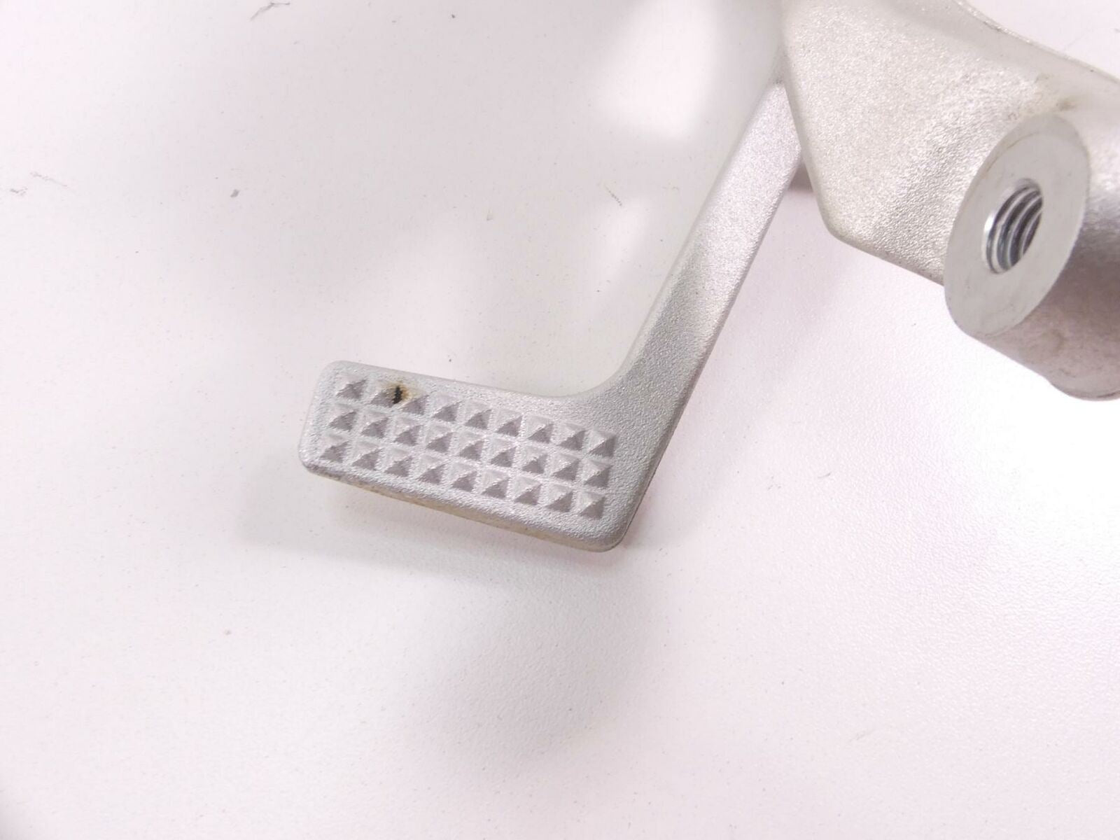 2019 BMW S1000R K47 Right Rider Footpeg Foot Peg & Brake Pedal 46718562398 {{ shop.shopifyCountryName }} - Mototech271