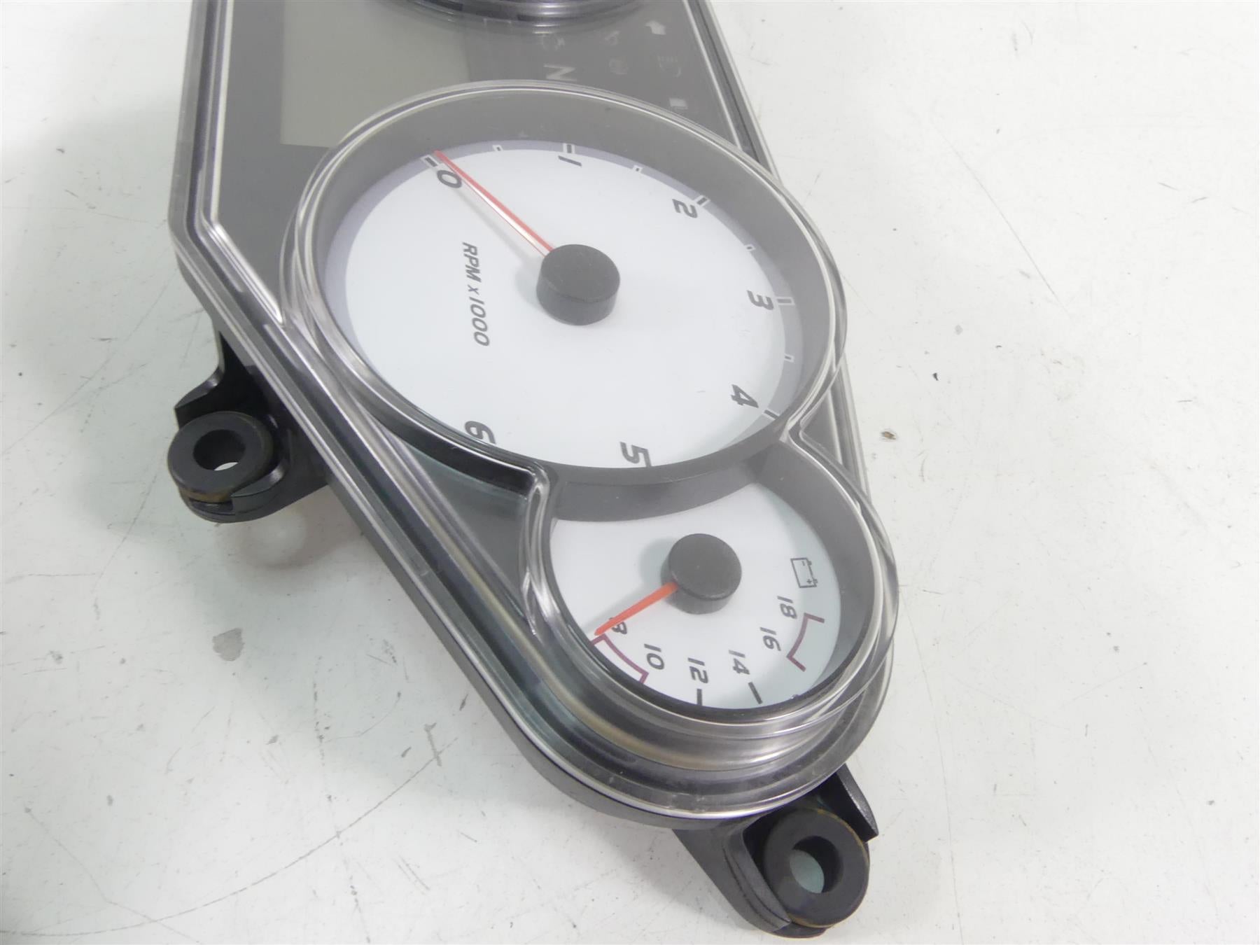2011 Victory Vision Tour Speedometer Gauges Instrument 15K 3280544 {{ shop.shopifyCountryName }} - Mototech271