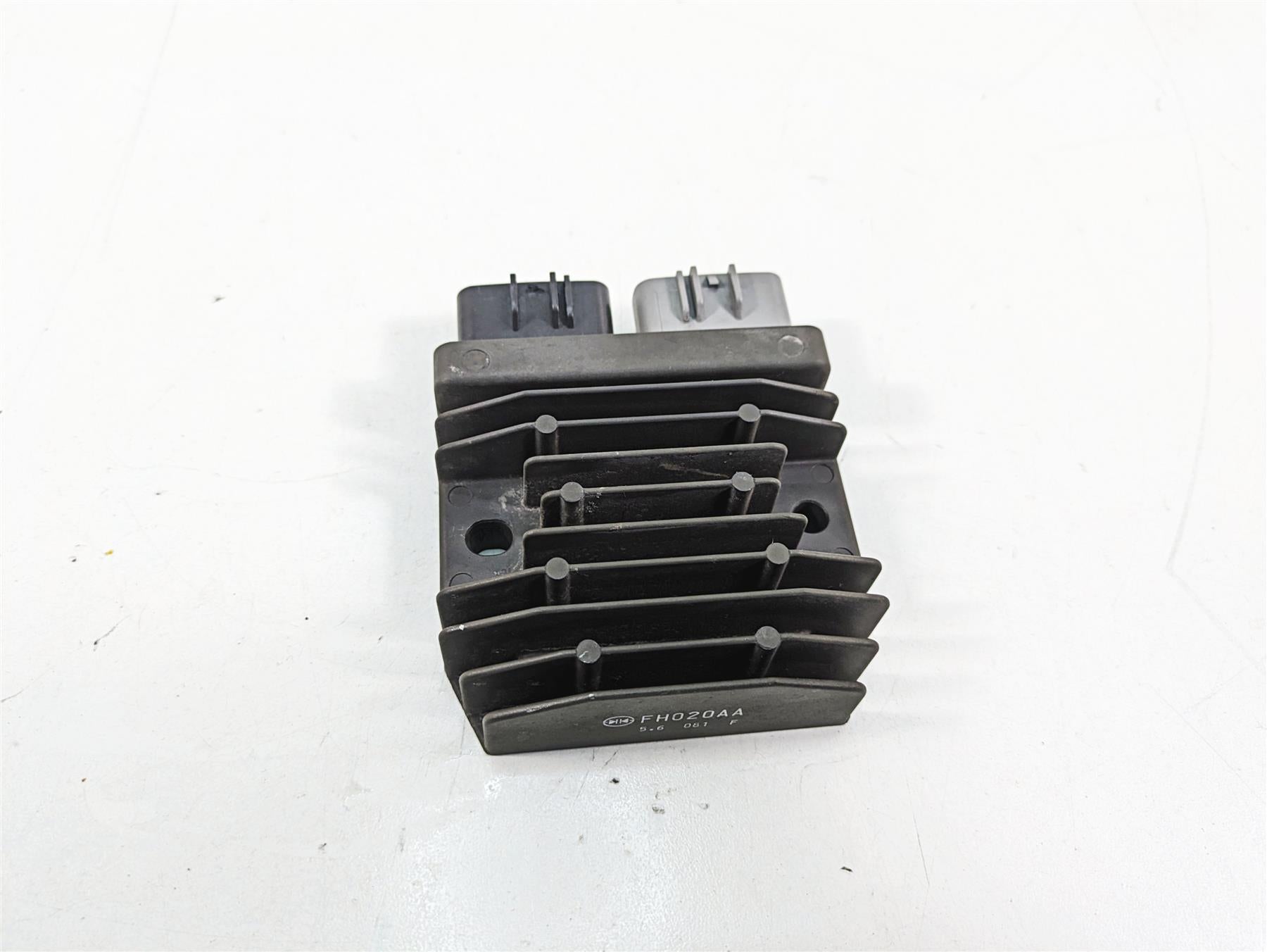 2016 BMW R1200R K53 Rectifier Voltage Regulator FH020AA 12318523367 {{ shop.shopifyCountryName }} - Mototech271