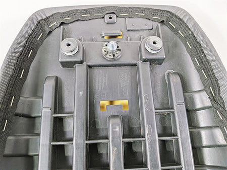 2022 Triumph Tiger 900 GT Pro Heated Rear Passenger Seat Saddle T2310128 {{ shop.shopifyCountryName }} - Mototech271