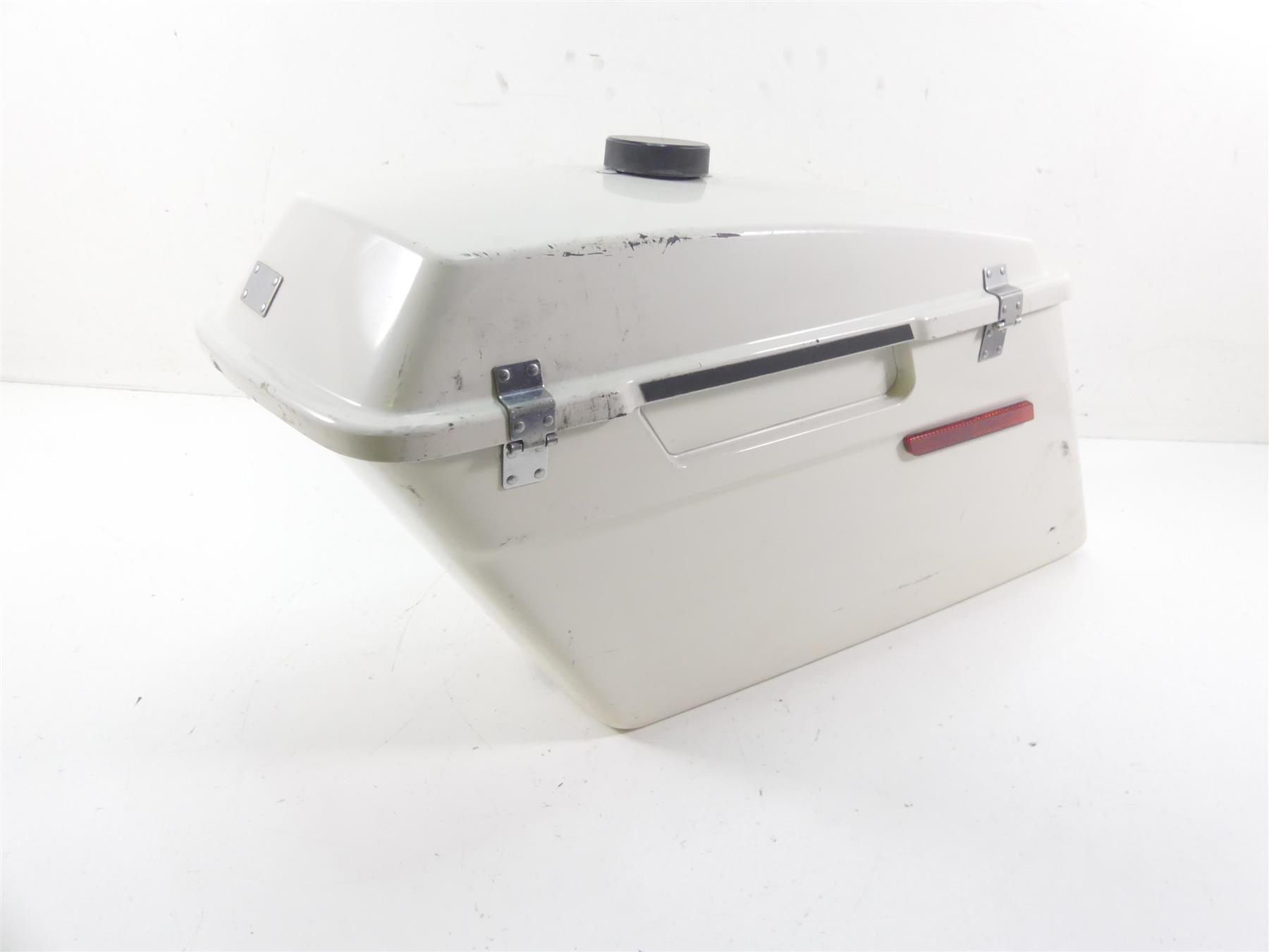 2012 Harley Touring FLHTP Electra Glide Left Saddlebag Saddle Bag -Read 90796-93 {{ shop.shopifyCountryName }} - Mototech271