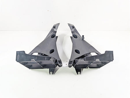 2016 BMW R1200RT RT RTW K52 Radiator Inlet Cover Fairing Shroud 46637728668 {{ shop.shopifyCountryName }} - Mototech271