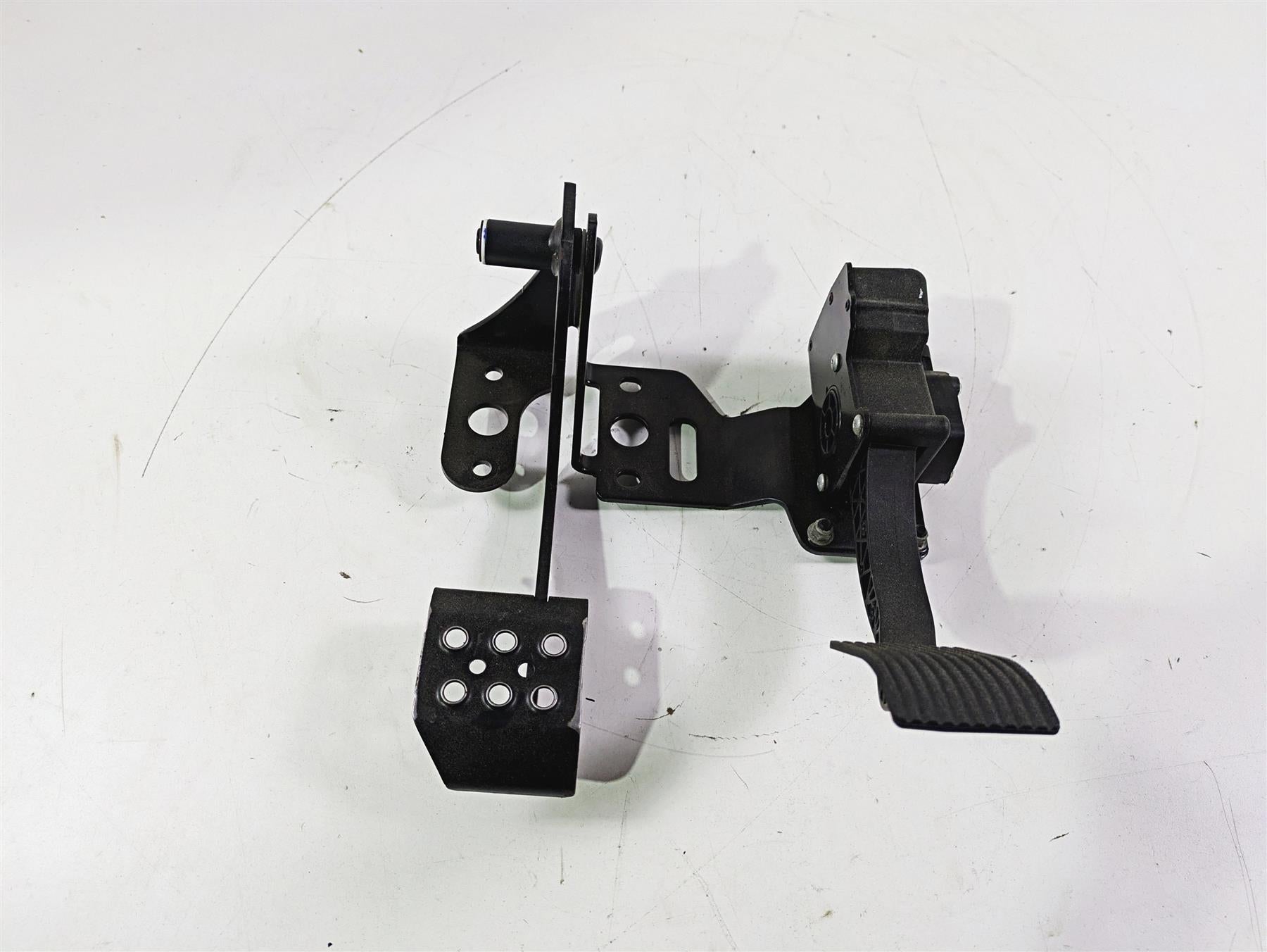 2022 Polaris Ranger 1000 Premium Accelerator & Brake Pedal + Mount 4080107 {{ shop.shopifyCountryName }} - Mototech271